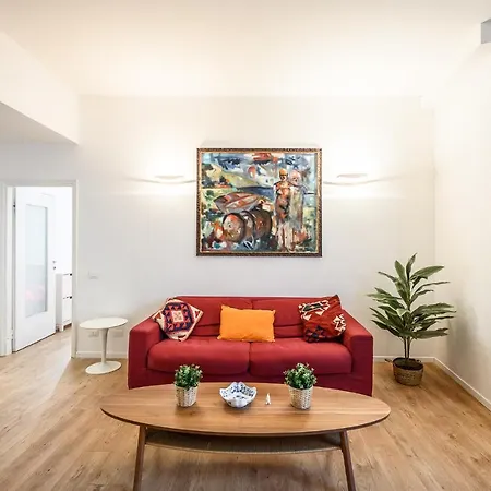 The Lantern Flat - Ticinese Navigli *