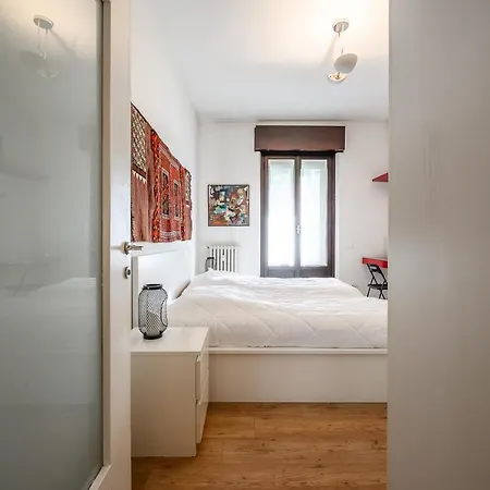 The Lantern Flat - Ticinese Navigli